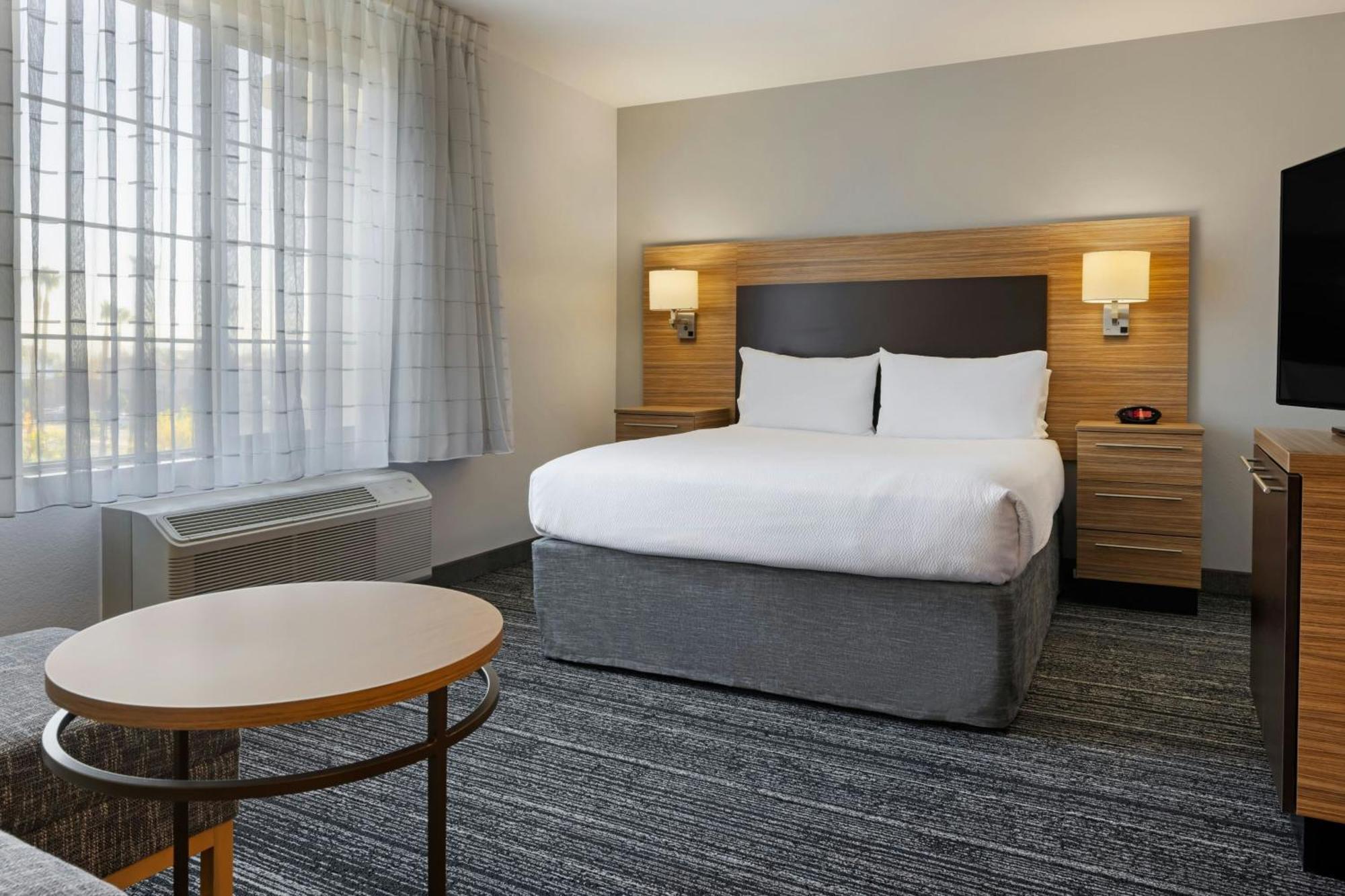 Towneplace Suites By Marriott Ontario Airport Ранчо-Кукамонга Экстерьер фото