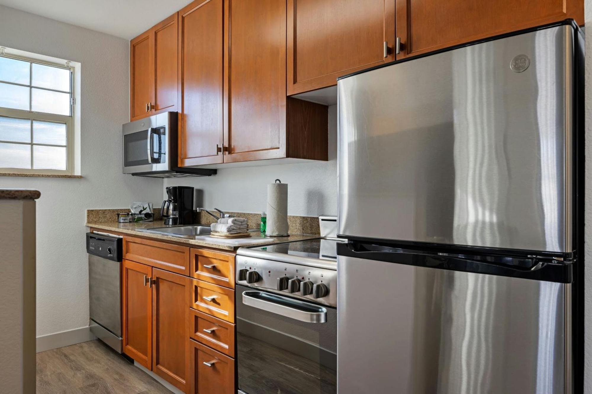 Towneplace Suites By Marriott Ontario Airport Ранчо-Кукамонга Экстерьер фото