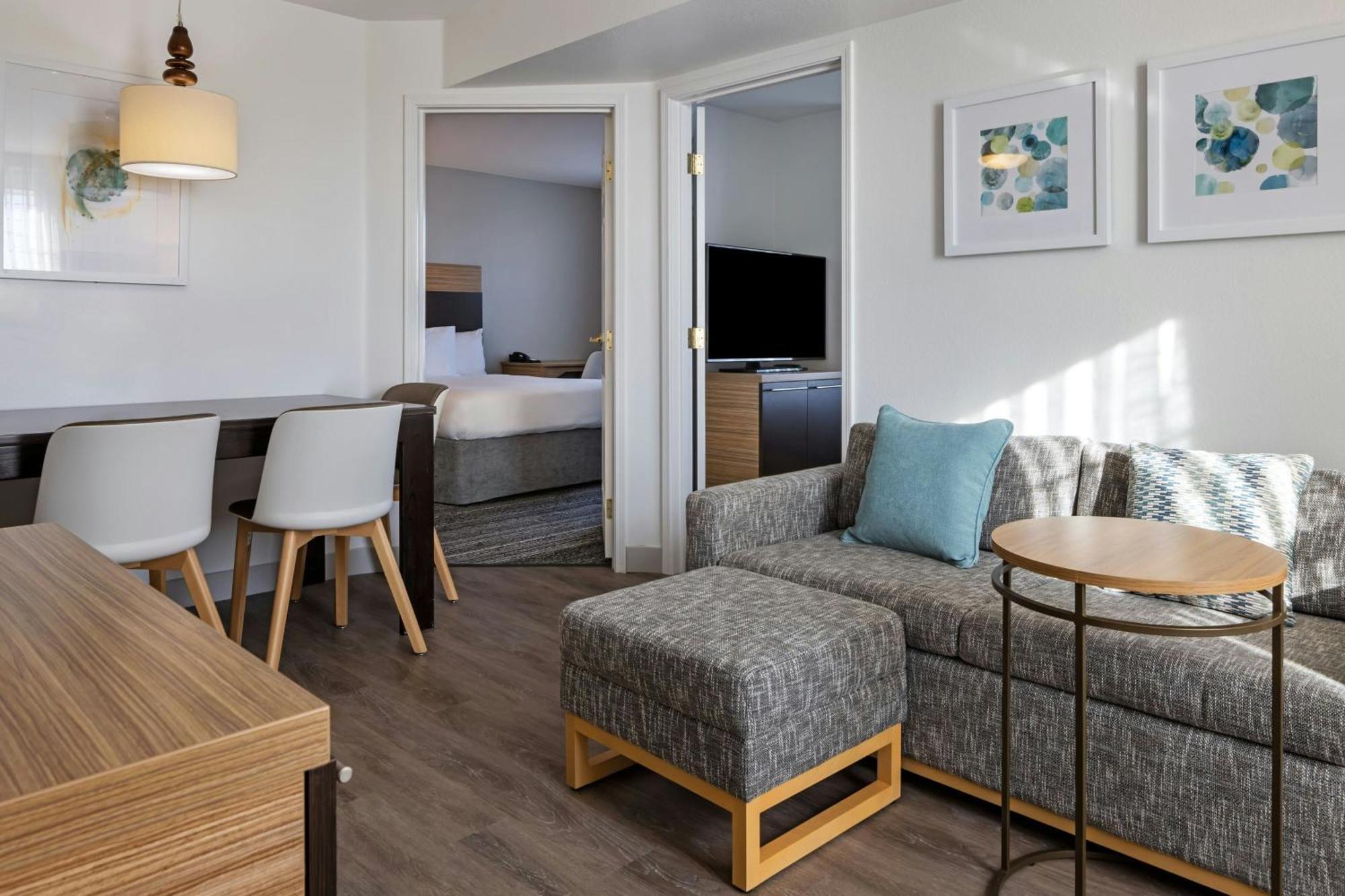 Towneplace Suites By Marriott Ontario Airport Ранчо-Кукамонга Экстерьер фото