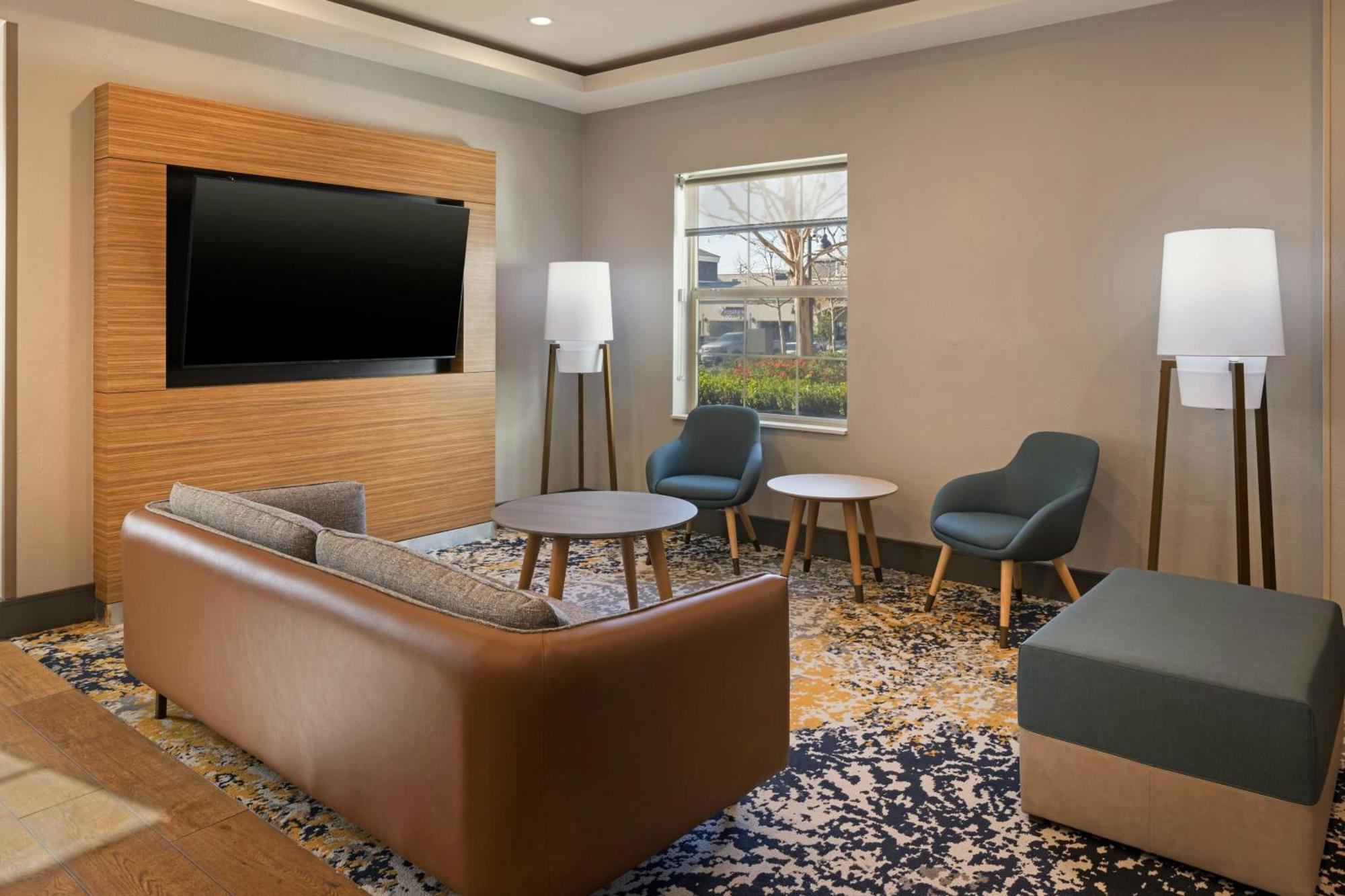 Towneplace Suites By Marriott Ontario Airport Ранчо-Кукамонга Экстерьер фото